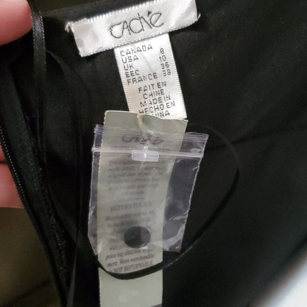 Cache dress - Picture 9 of 13